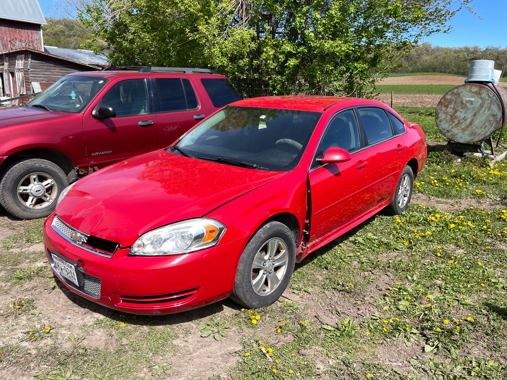 2013 Chevy Impala (Has WI Title)