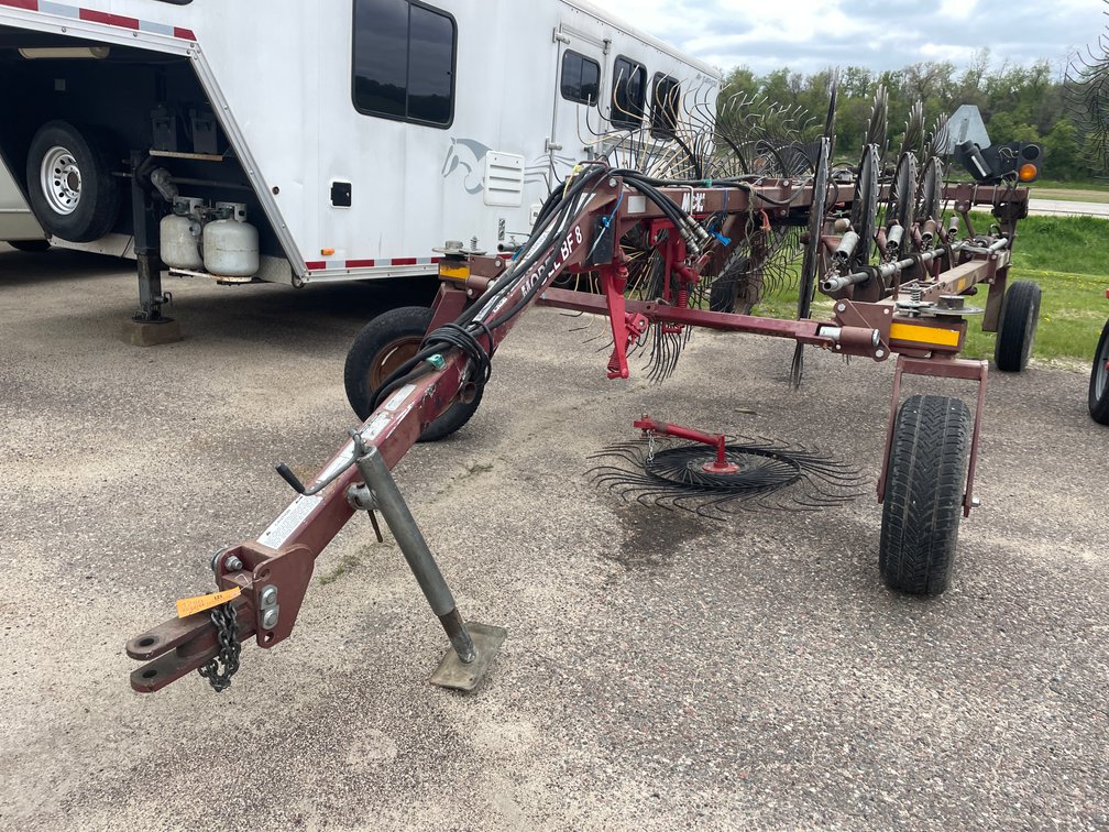 M&W (10) Wheel Hay Rake
