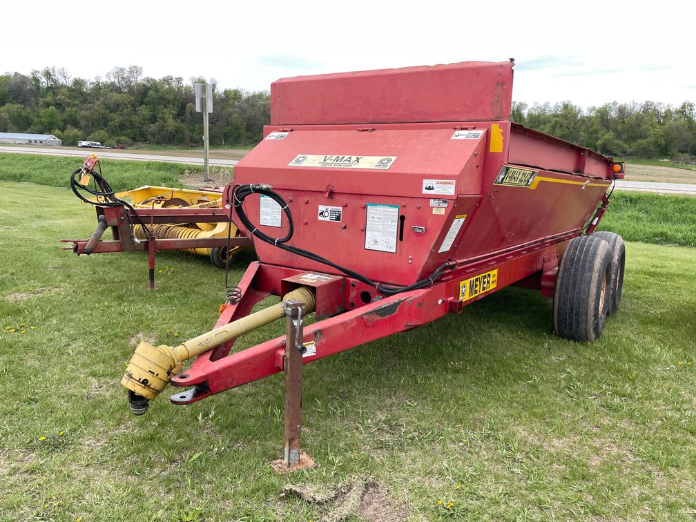 Meyers V-Max 3245 Manure Spreader