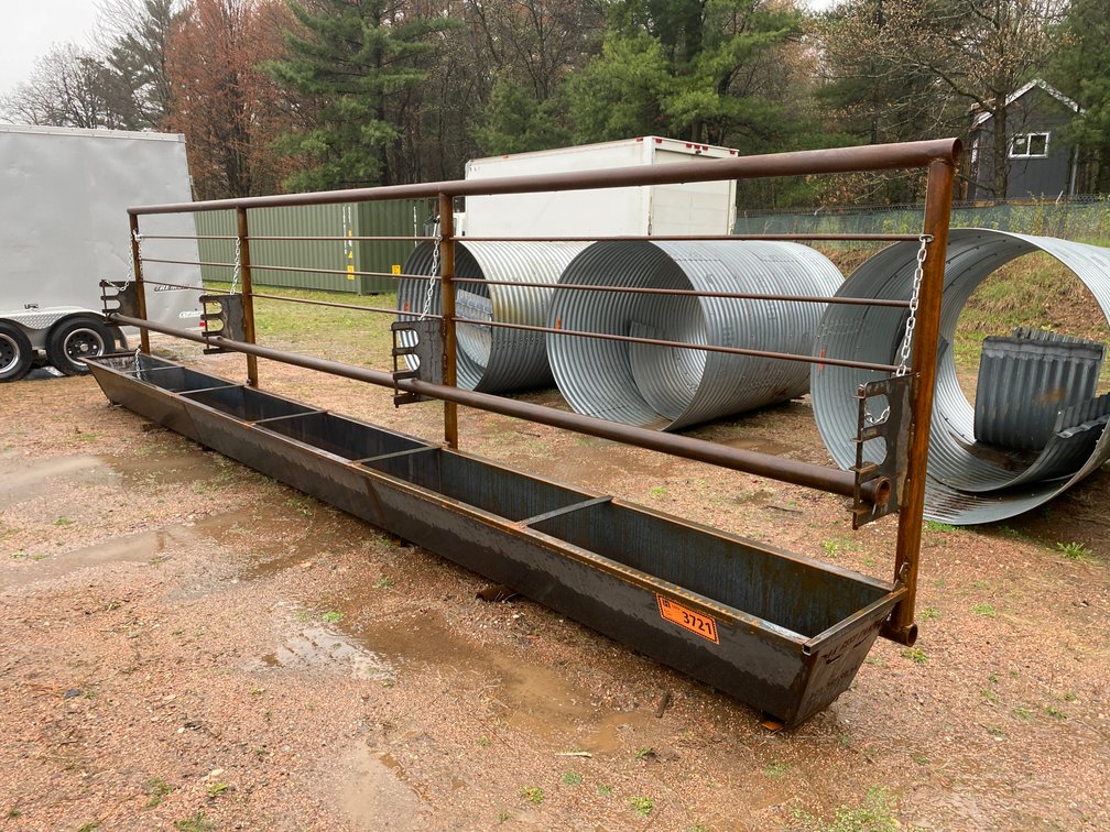 Heavy Duty Steel 24' Freestanding Panel with Feed Bunk