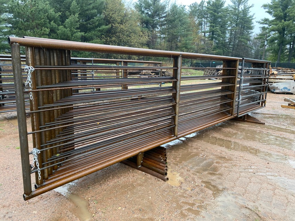 (9) Heavy Duty Freestanding Steel Cattle Panels and (1) Swing Gate