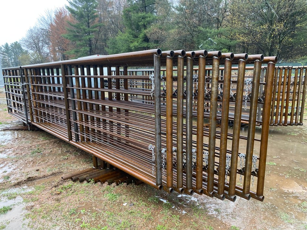 (9) Heavy Duty Freestanding Steel Cattle Panels and (1) Swing Gate