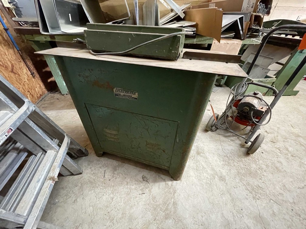 Lock Former