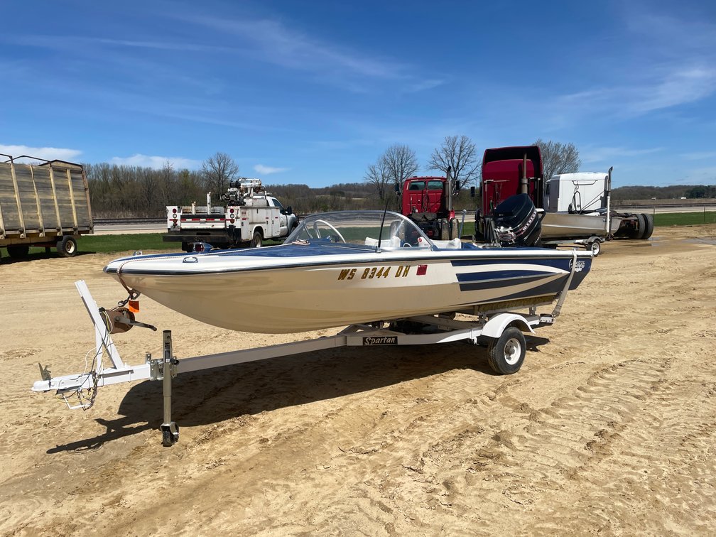 1965 Glastron 14' Fiberglass Boat (Sells with Bill of Sale Only)