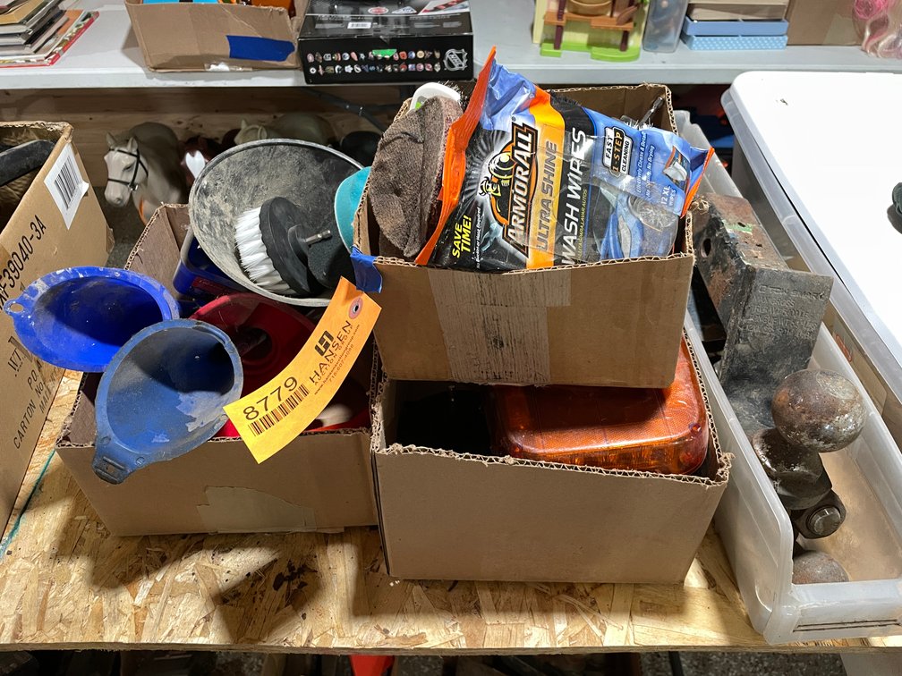 Assorted Automotive Items