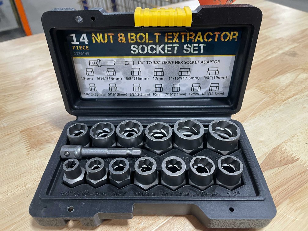 14 Piece Nut Extractor Set (CW)