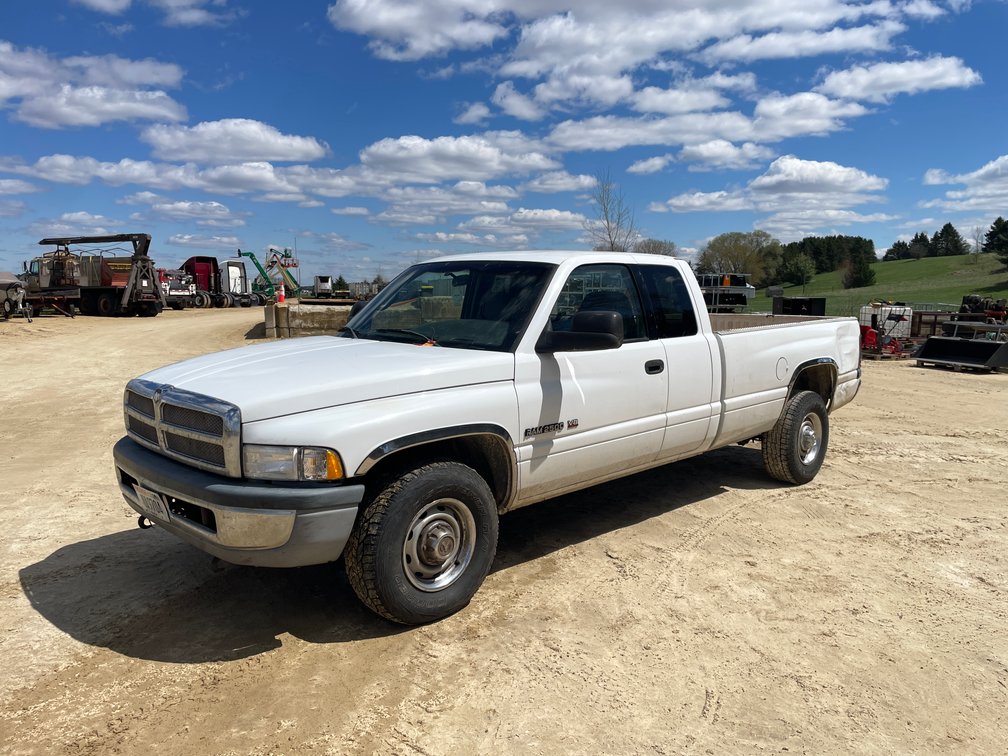 2001 Dodge Ram 2500 (Has WI Title)