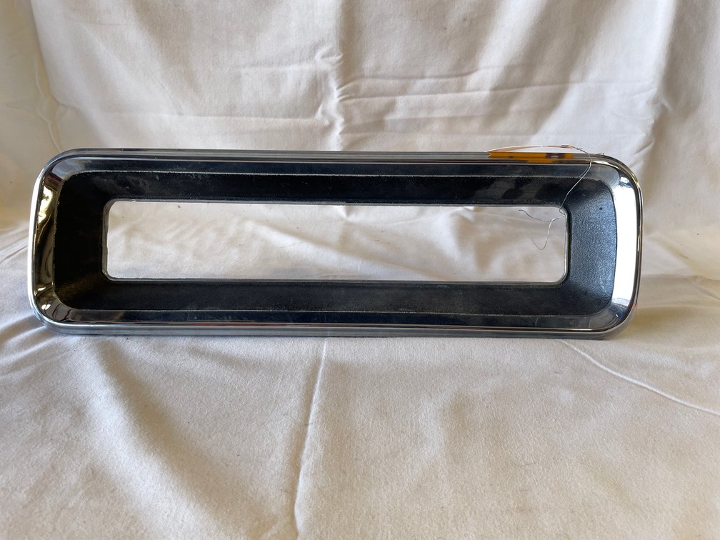 Camaro Tail Light Bezel (Las Cruces, NM)