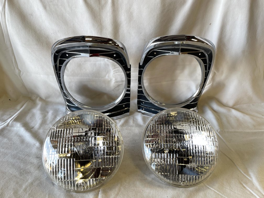1967 Chevrolet Nova Headlight Bezels, Lights Included (Las Cruces, NM)