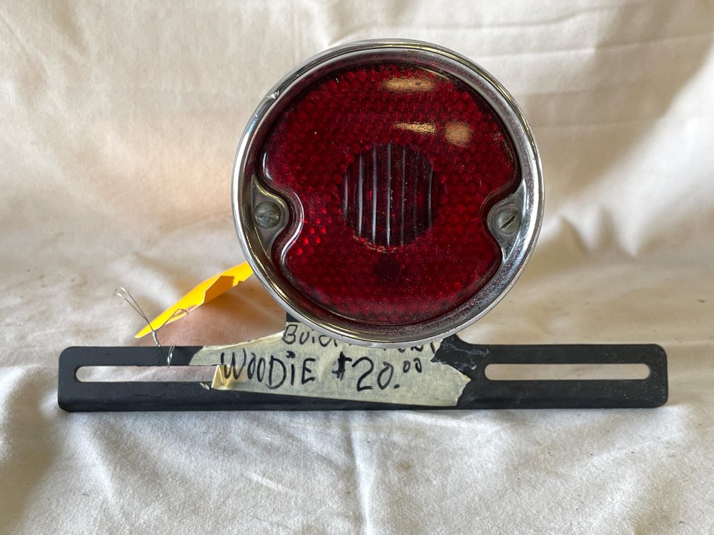 Buick or Pontiac Woodie Tail Light (Las Cruces, NM)