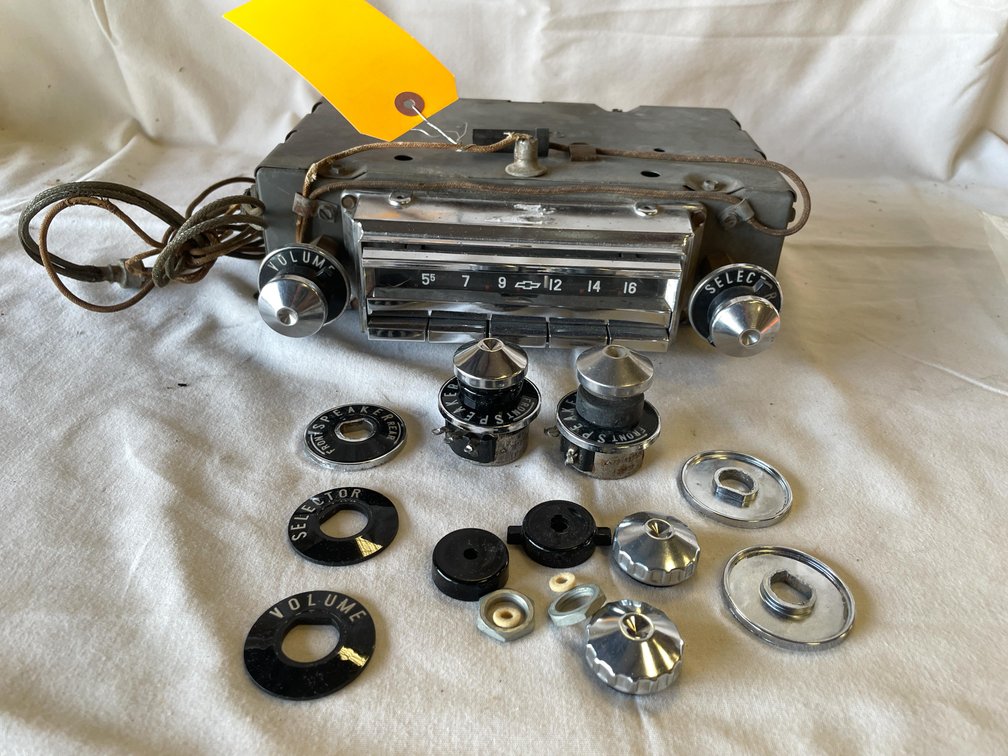 Chevrolet Radio (Las Cruces, NM)