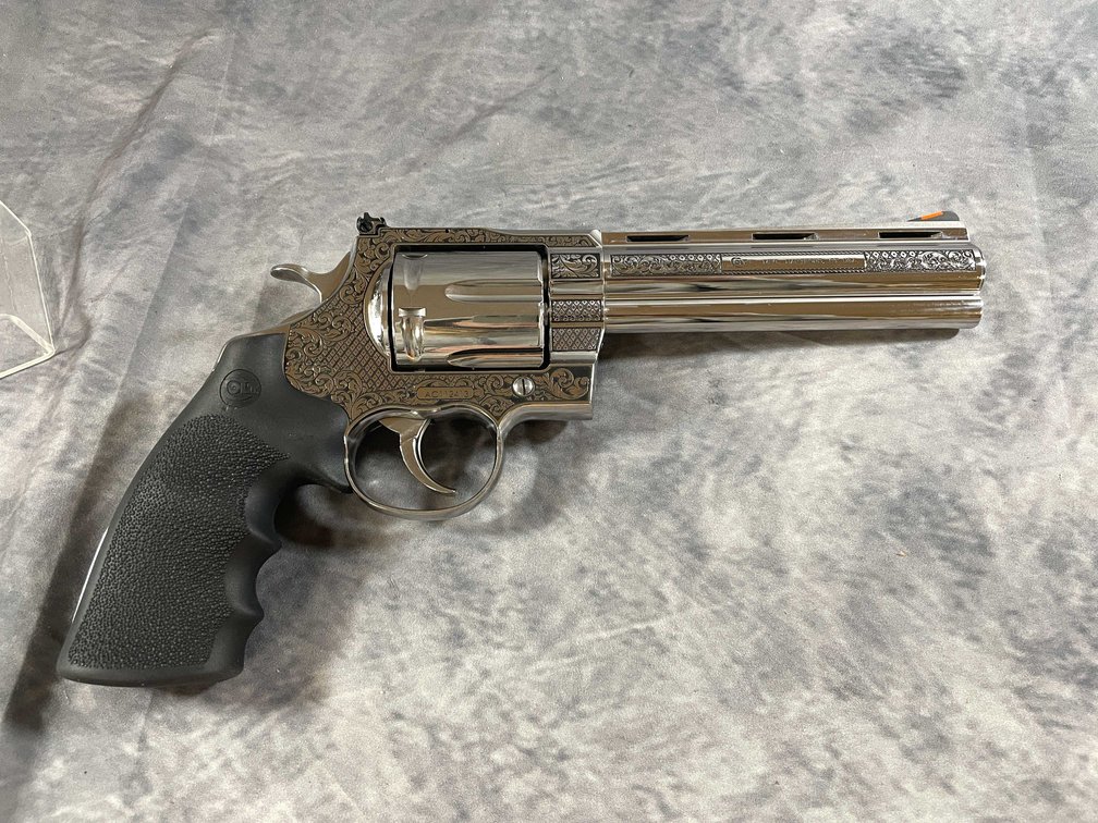 Colt  Anaconda  44 REM MAG  Revolver, SN: AC112413