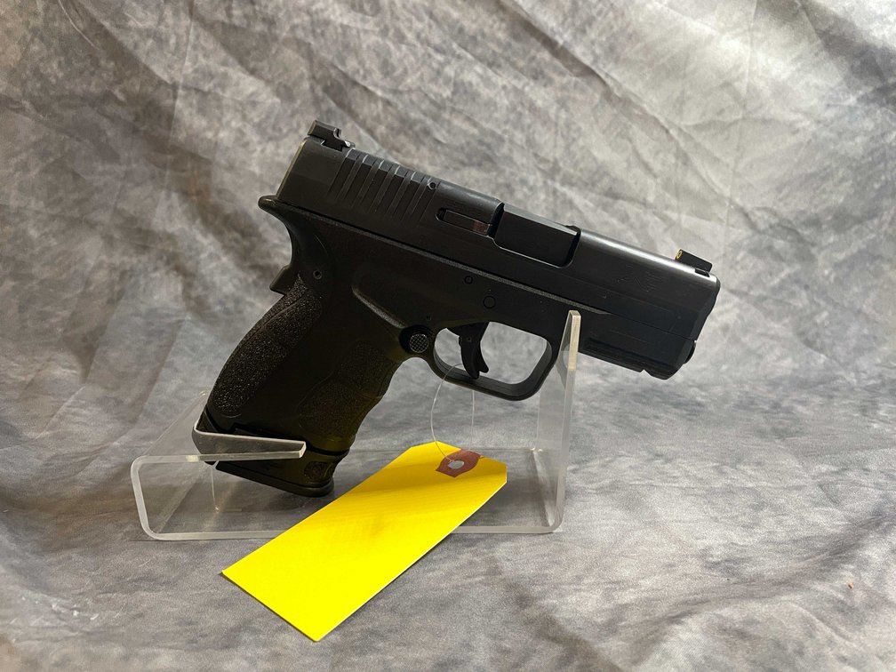 Springfield  XDS 9mm Luger  Pistol, SN: HG904631