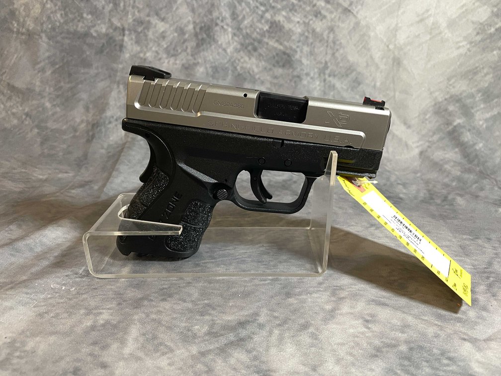 Springfield  XD 9mm Luger  Pistol, SN: GM824388