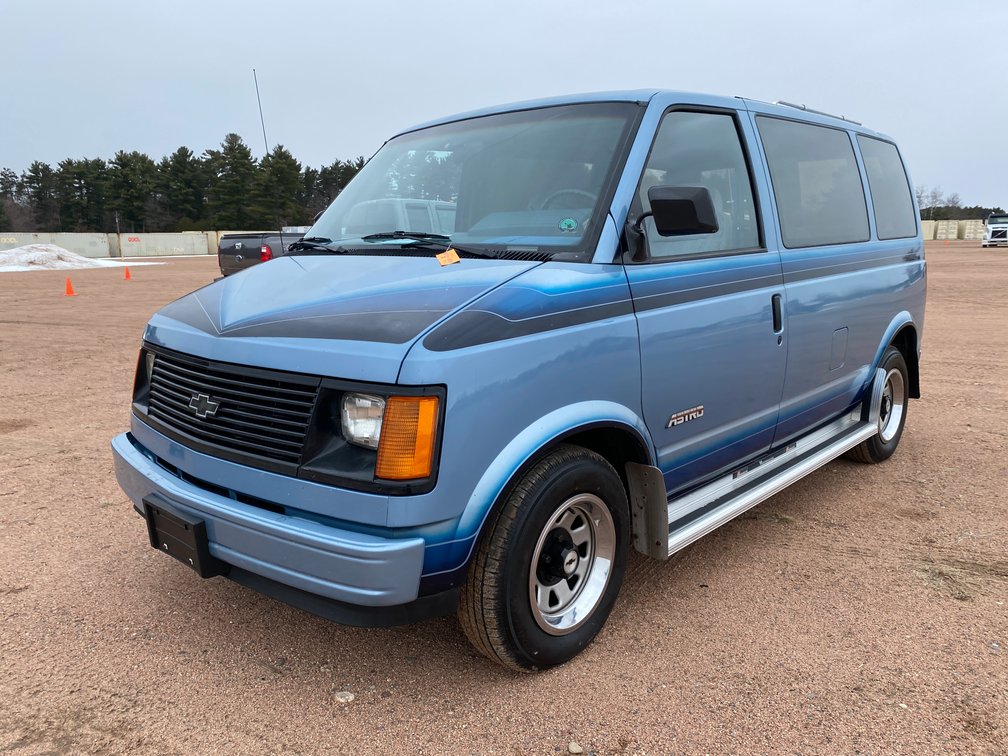1985 Chevrolet Astro Waldoch Conversion Van (Mosinee, WI) (Has WI Title)