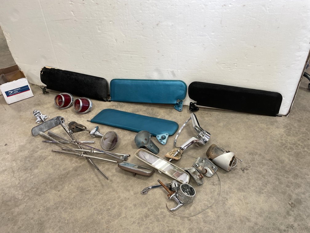 Huge Lot of Classic Car Parts (Las Cruces, NM)