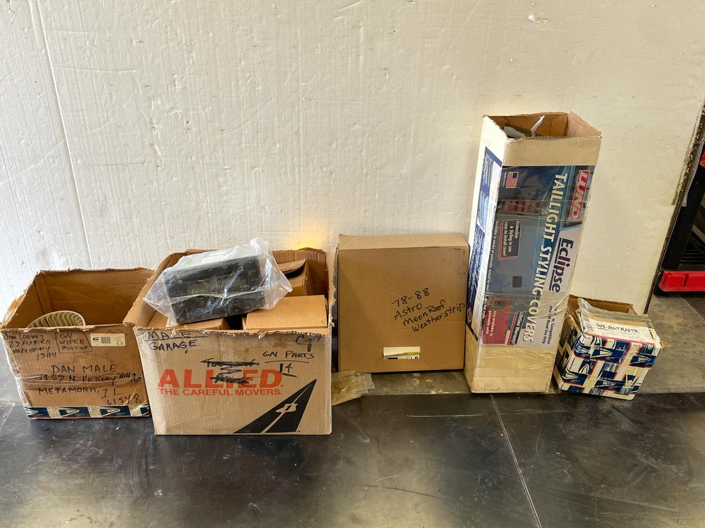 Lot of Newer Car Parts, Some New (Las Cruces, NM)