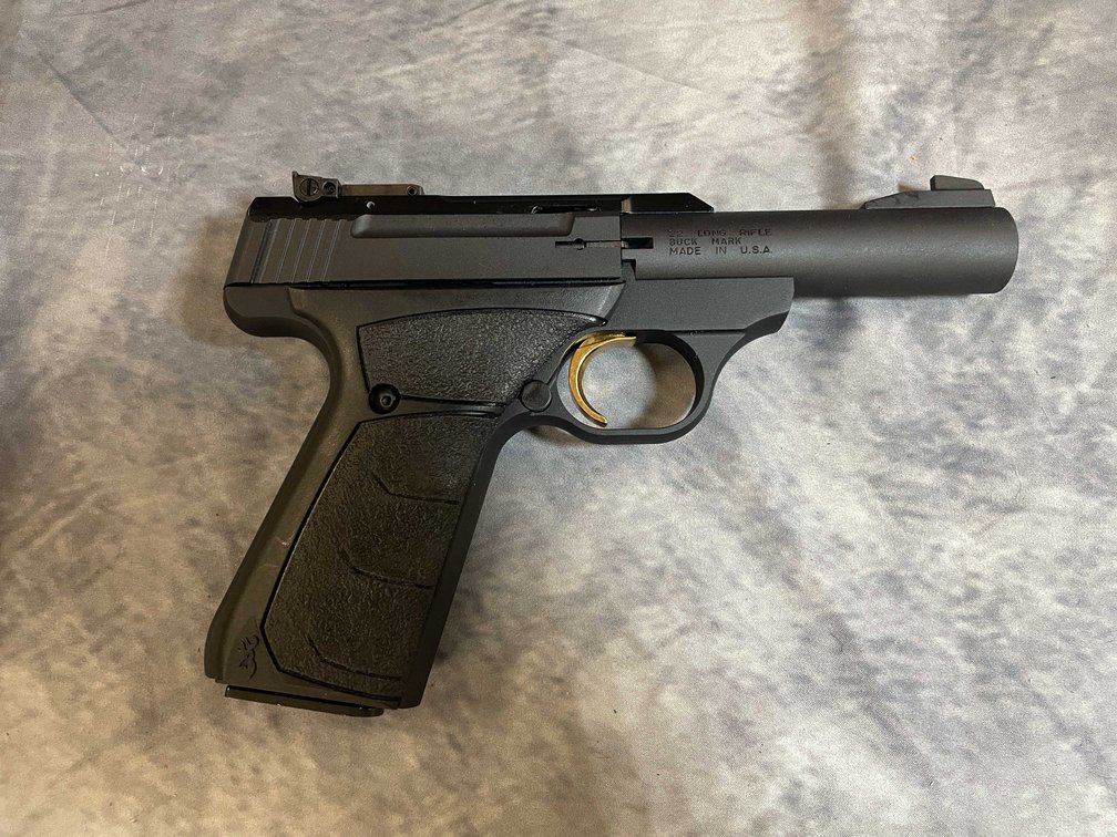 Browning  Buckmark  22 LR  Pistol, SN: US515YX16135