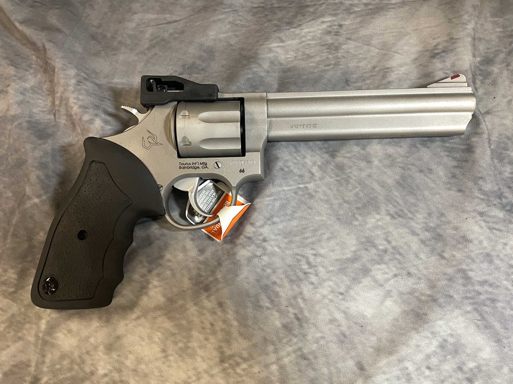 Taurus  M66 357 Mag  Revolver, SN: AHD908310
