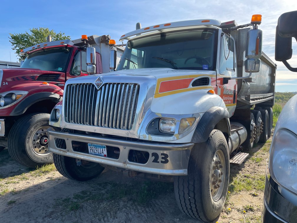 2004 International Dump Truck (Has MN Title)