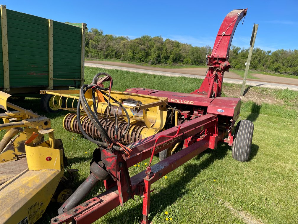 New Holland 790 Chopper
