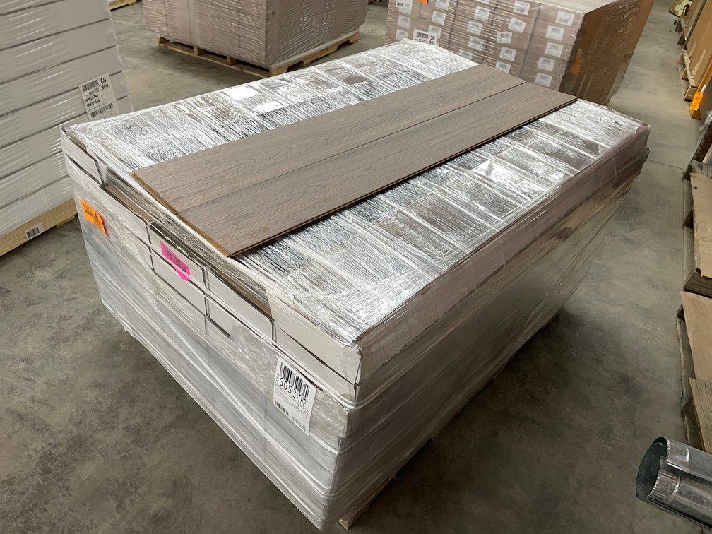829.92 Sq. Ft. Mohawk Click Planks