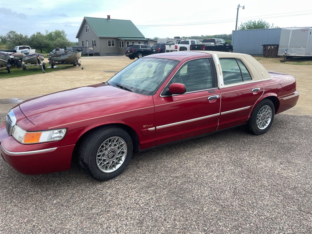 1999 Mercury Grand Marquis Presidential (Has WI Title)