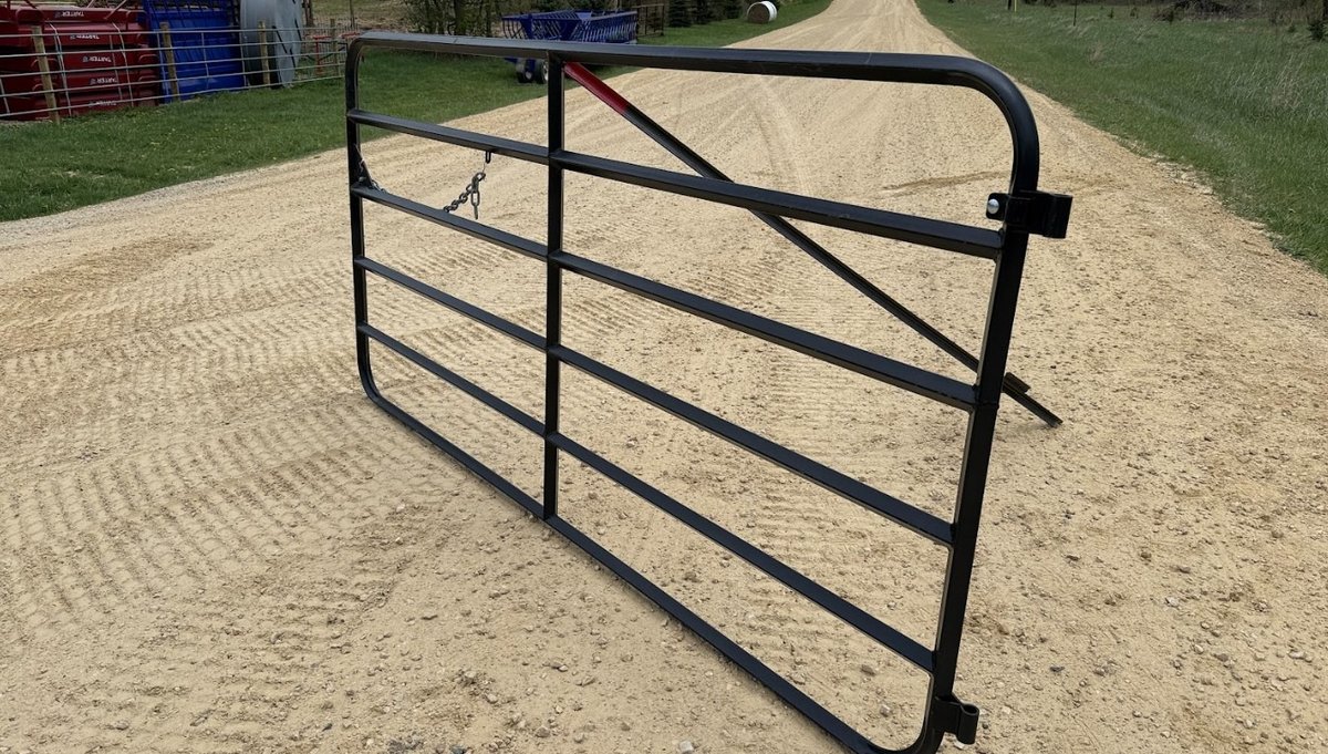 Diamond Bar Gate