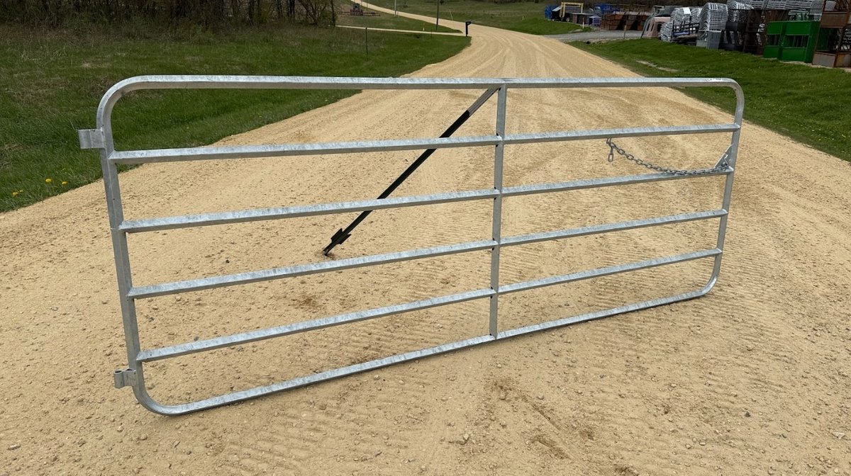 Diamond Bar Gate