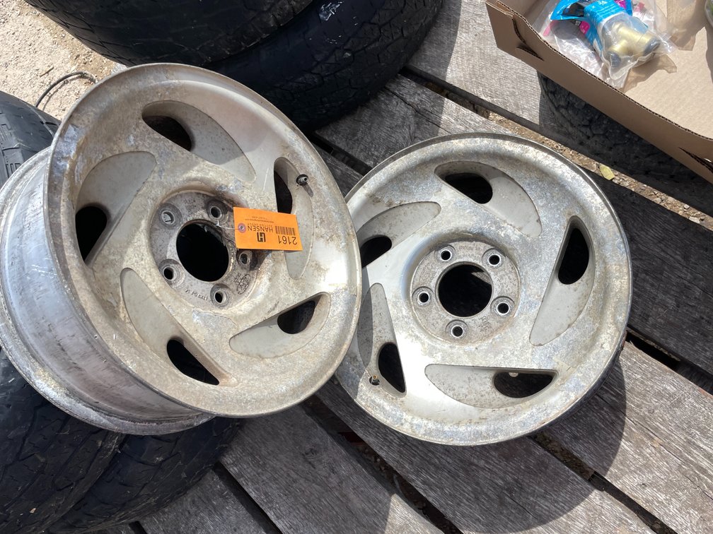 (2) 17" Aluminium Rims