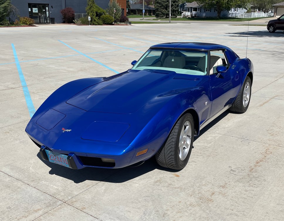 1977 Chevy Corvette (Has WI Title) (Waupun, WI)