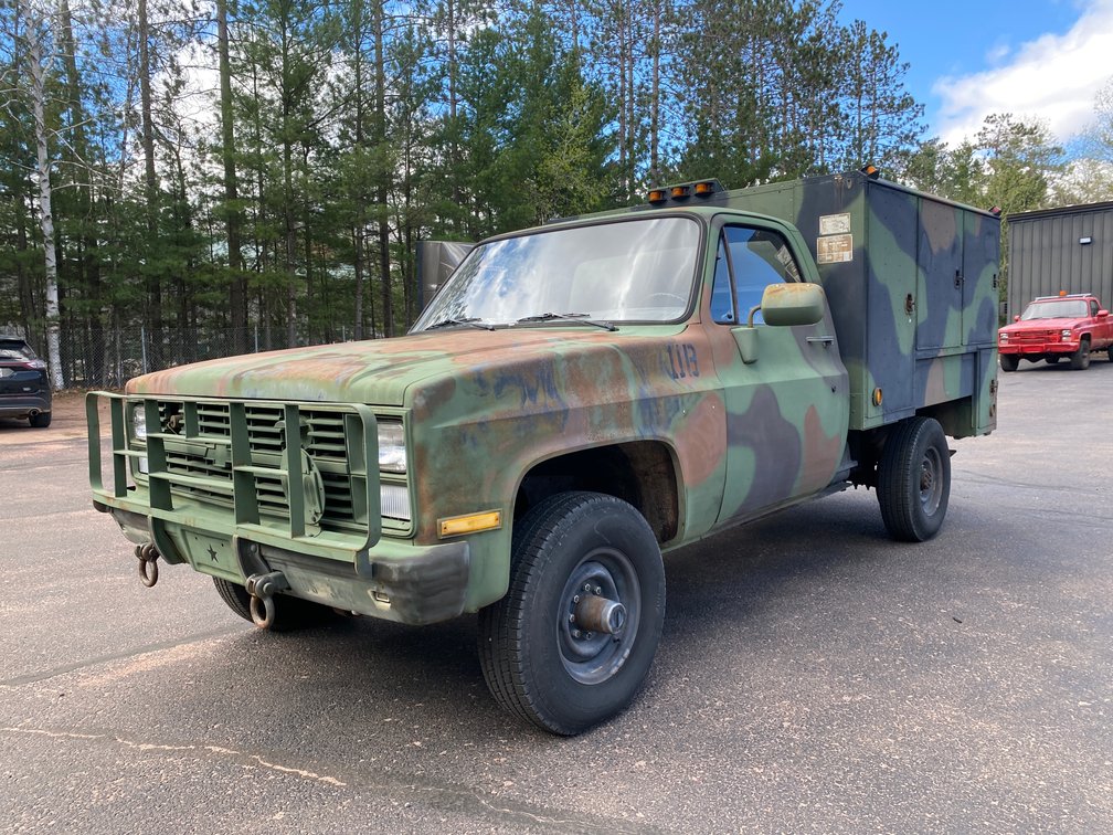 1986 Chevy D30 CUCV M1031 Military Truck (Has WI Title) (Schofield, WI)