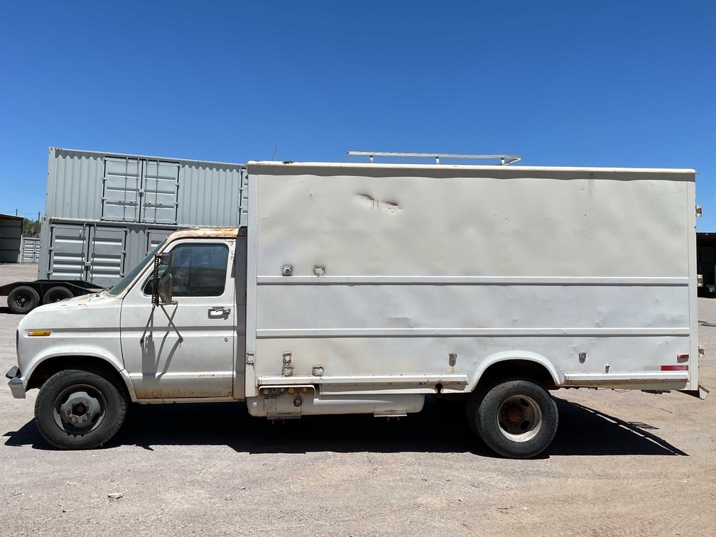 1977 Ford E-383 Box Truck (Has NM Title)