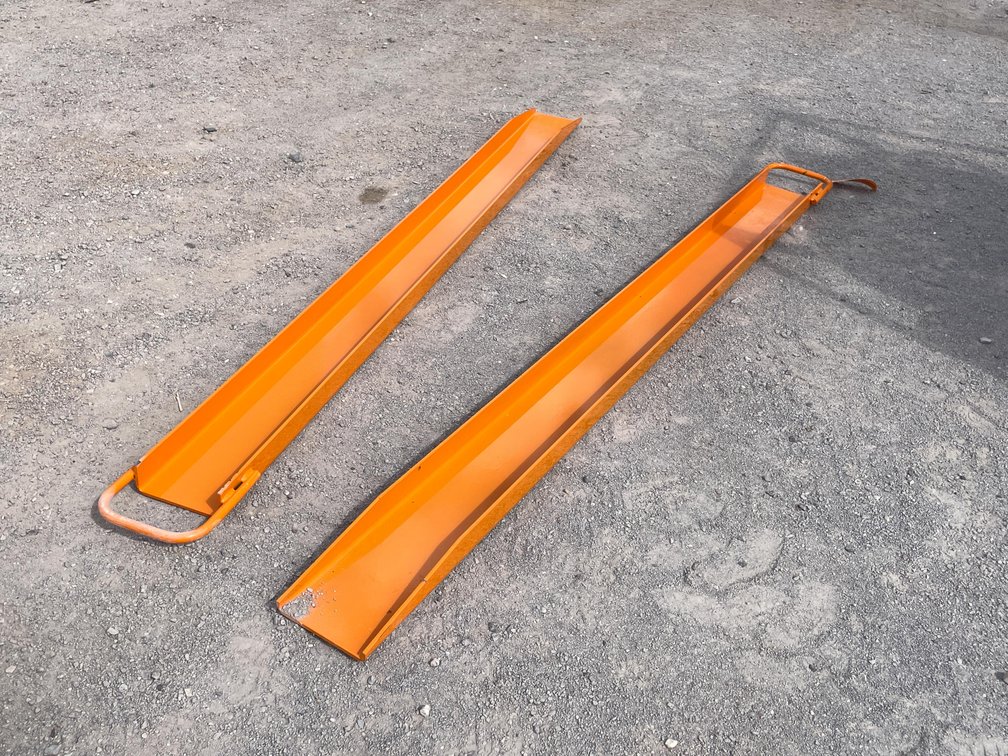 Unused 2026 Wolverine Skid Steer Pallet Fork Extensions