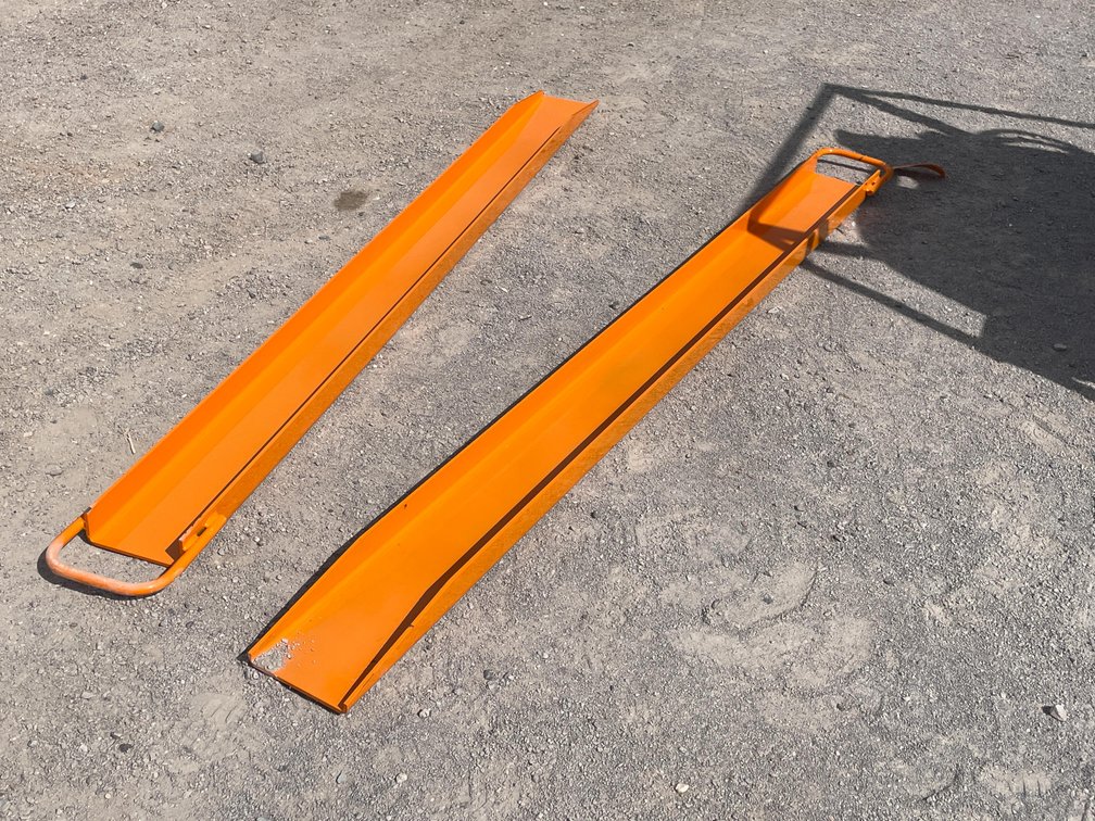 Unused 2026 Wolverine Skid Steer Pallet Fork Extensions