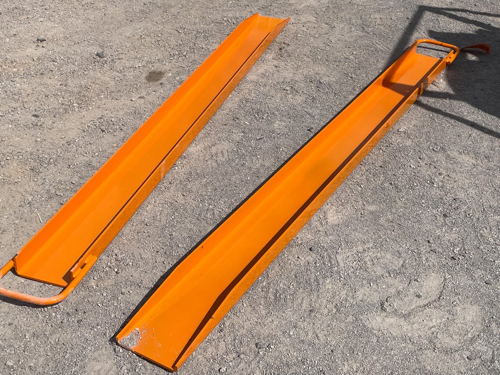 Unused 2026 Wolverine Skid Steer Pallet Fork Extensions