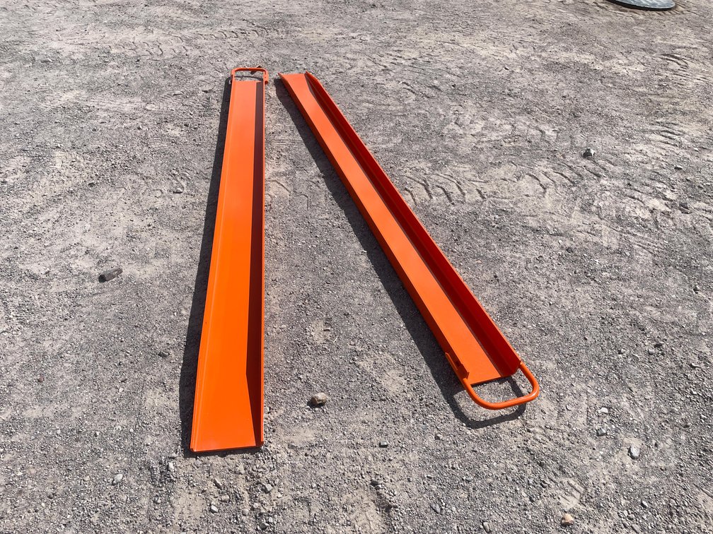 Unused 2026 Wolverine Skid Steer Pallet Fork Extensions