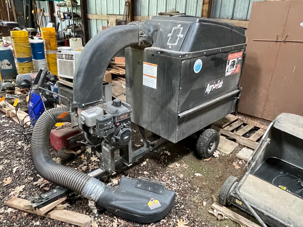 Agri-Fab Mow-N-Vac