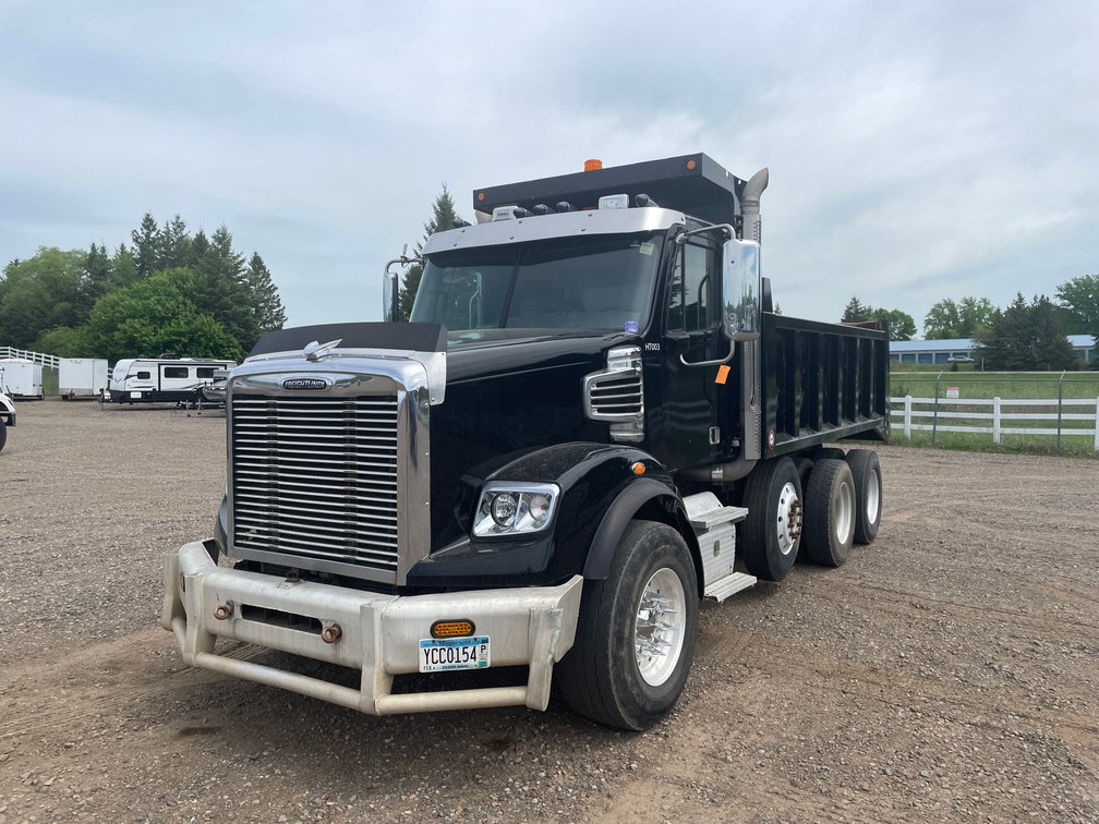 2011 Freightliner Dump Truck (Has MN Title)