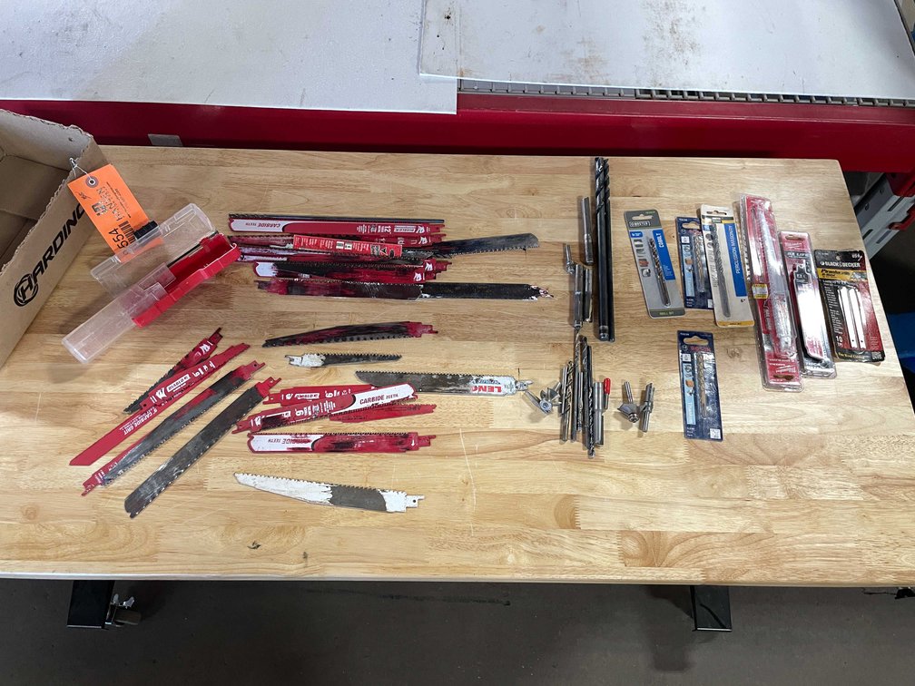 Various Saw Blades and Drill Bits (CW)