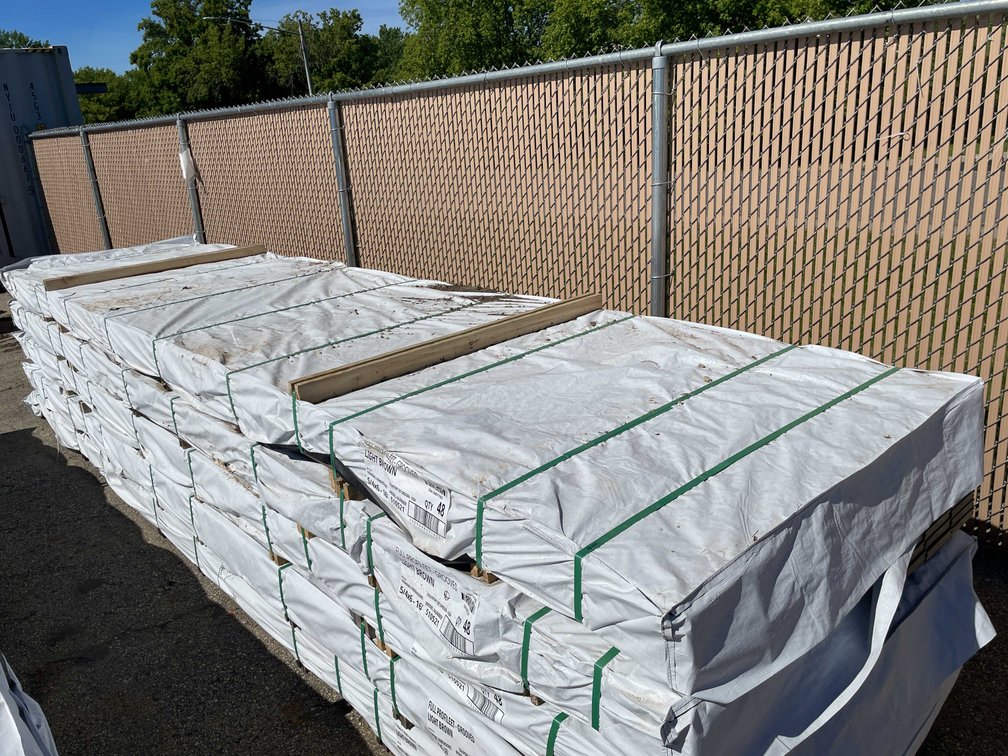 16' Light Brown Slotted Composite Deck Boards (O6)