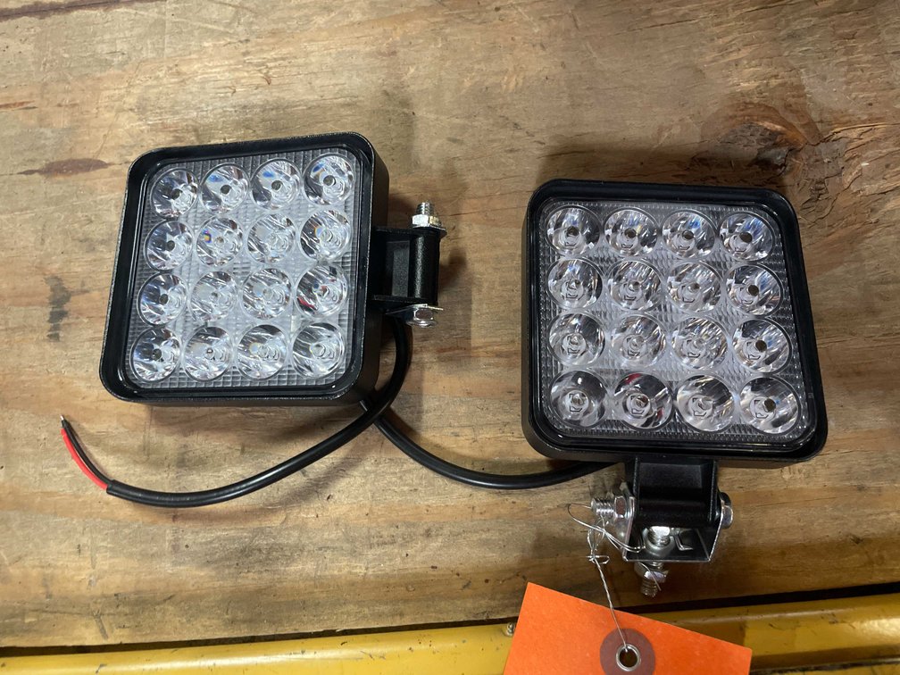 (2) LED Worklights, 3.5" Square, 12vdc (PR12)