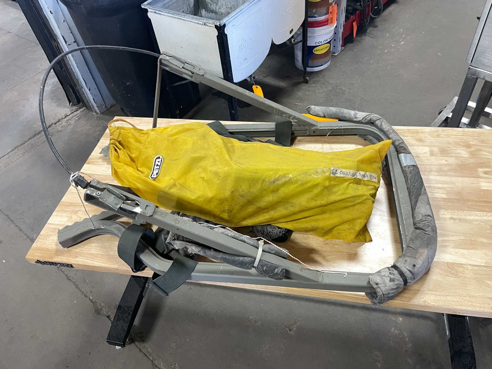 Ladder Stand (T6)
