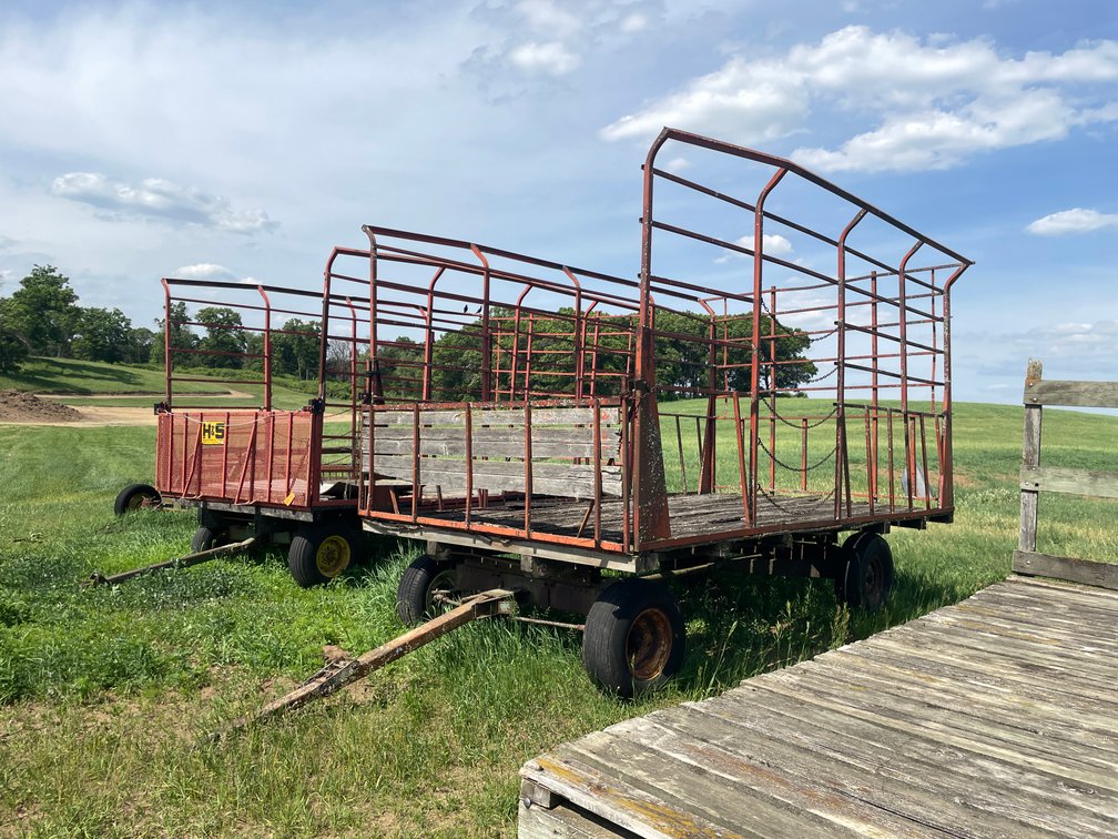 Hay Wagon with 10-Ton Running Gear (Colfax WI)