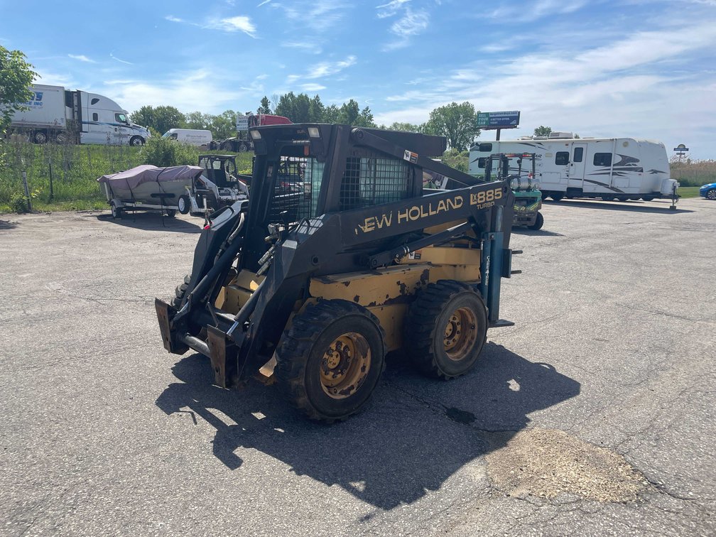 New Holland Skid Steer (OF)