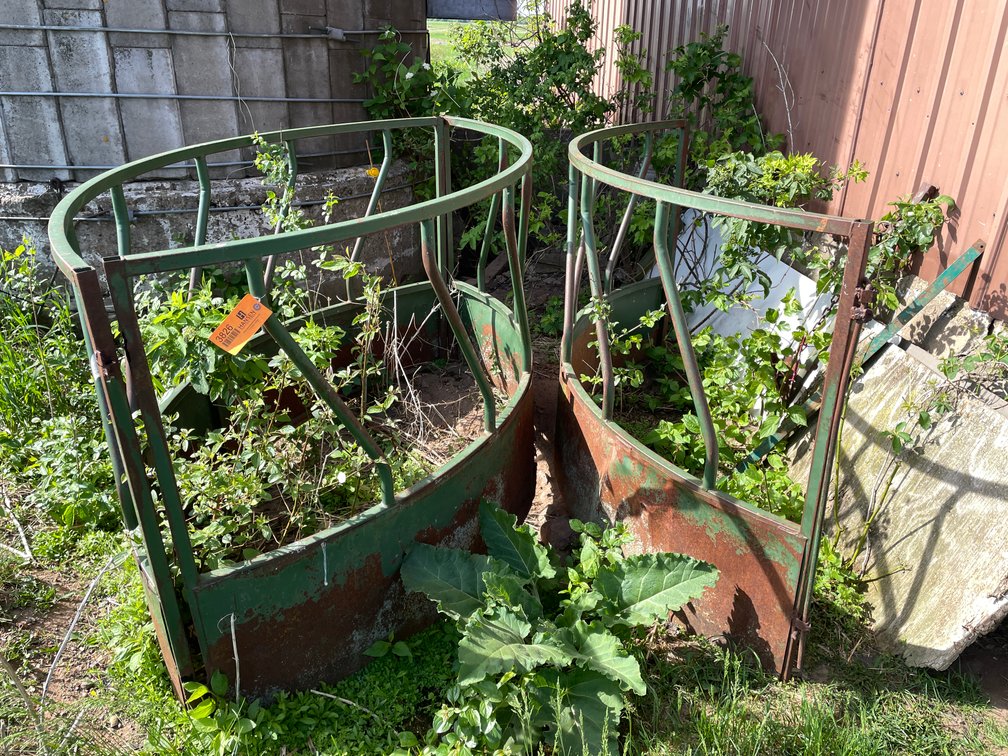 (3) Round Bale Feeder Sections