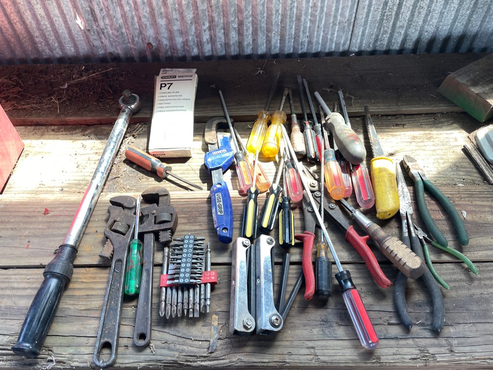 Screwdrivers and Other Small Hand Tools