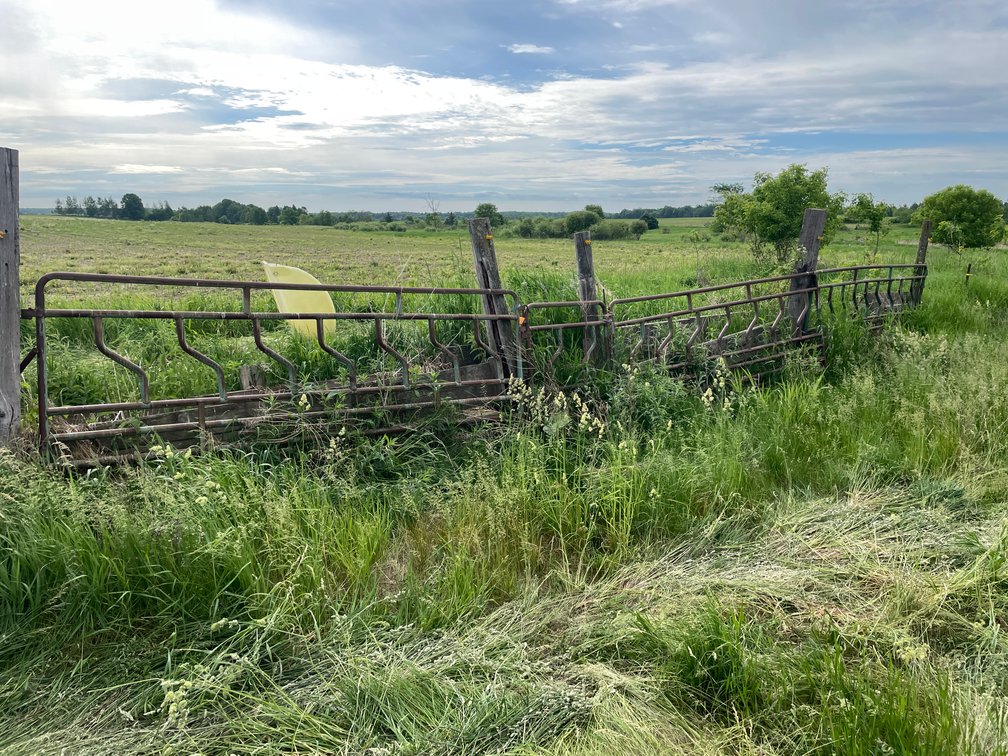 (3) Fence Line Feeder Panel Sections