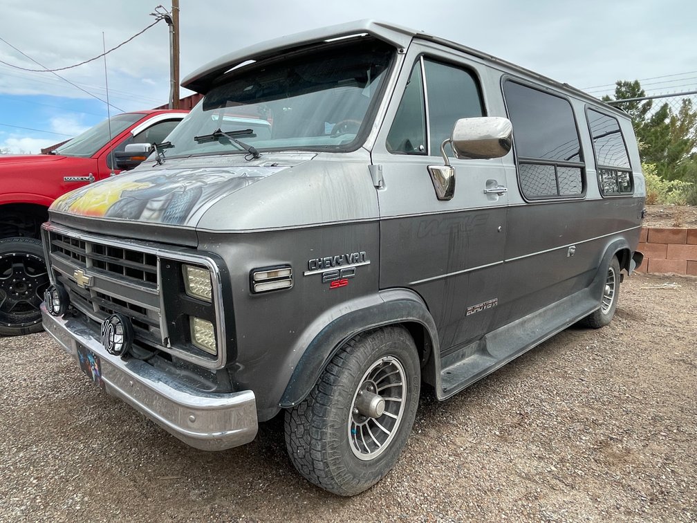 1988 Chevrolet G20 Van (Has a NM Title)