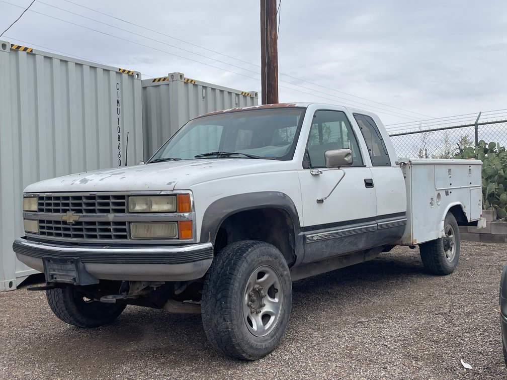 1992 Chevrolet K2500 Pickup Truck (Has a NM Title)